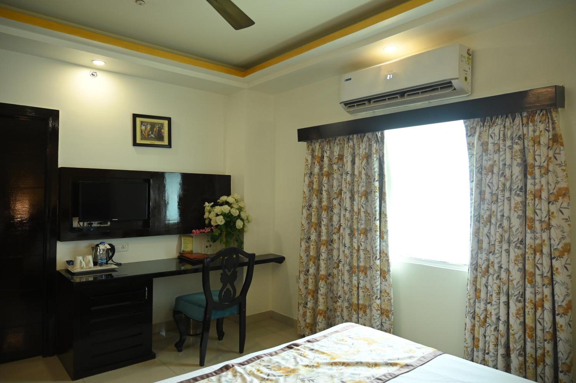 The Vaishnavi Hotel Deoghar Exterior foto